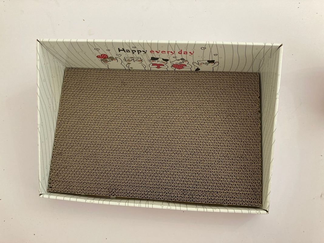 휴식을 취하기를 위한 재상할 수 있는 물결 모양 고양이 마분지 긁는 사람 침대 700g