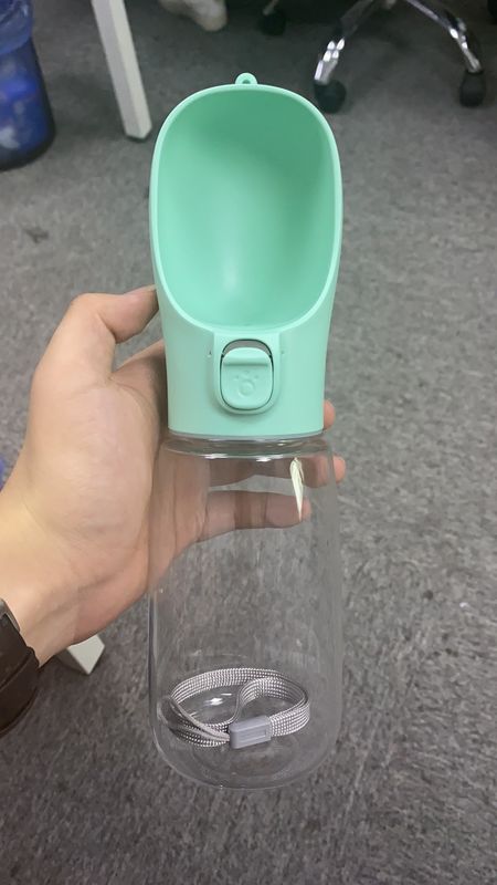 애완 동물 옥외 걷는 하이킹 여행을 위한 분배기를 가진 12 OZ 접히는 개 물병